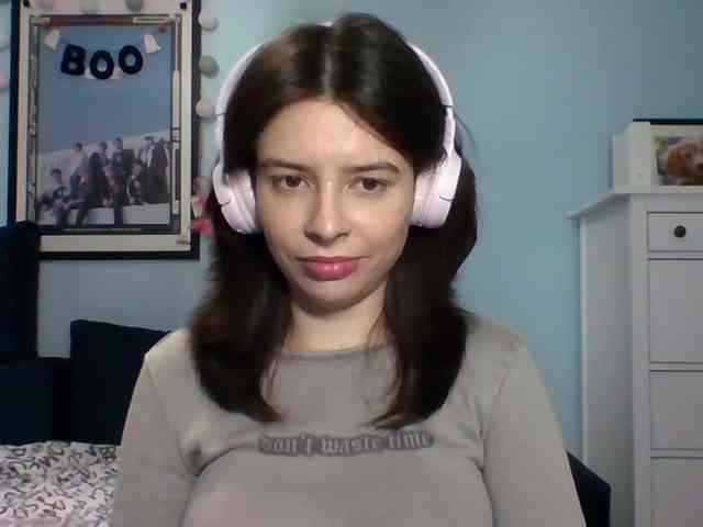 LariceHot webcam