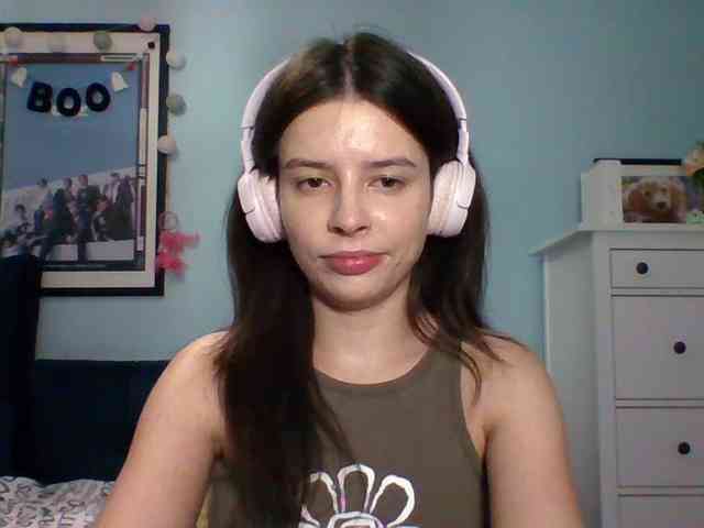 LariceHot webcam
