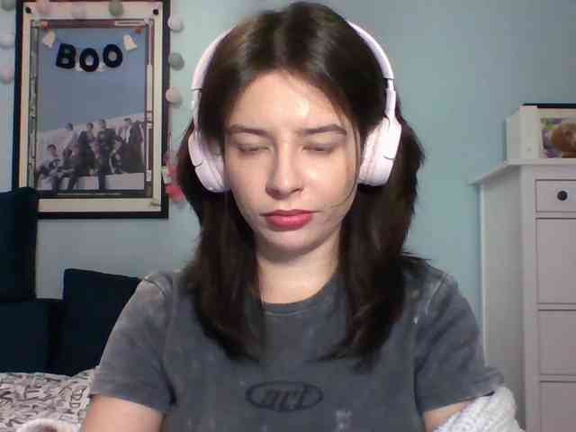 LariceHot webcam