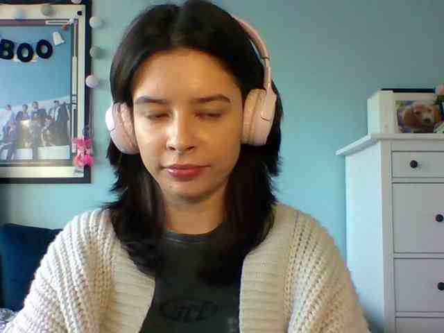 LariceHot webcam