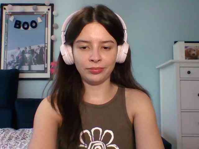 LariceHot webcam