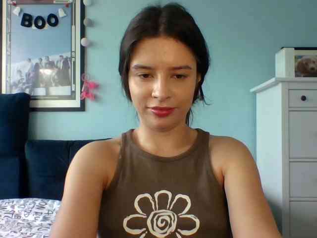 LariceHot webcam