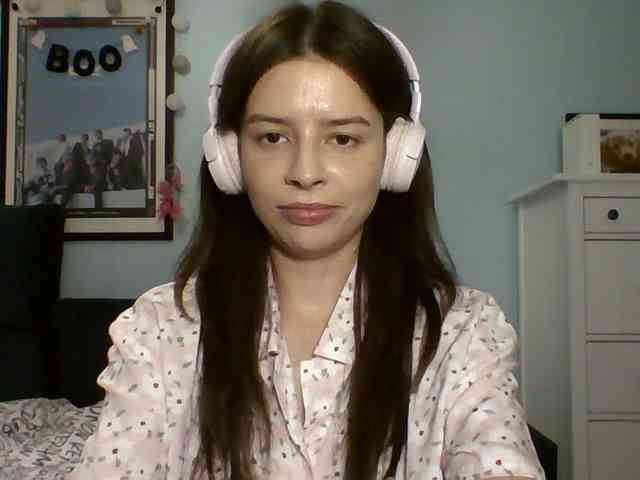 LariceHot webcam