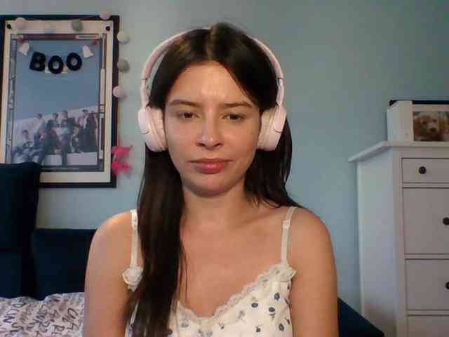 LariceHot webcam