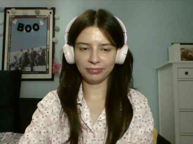LariceHot webcam