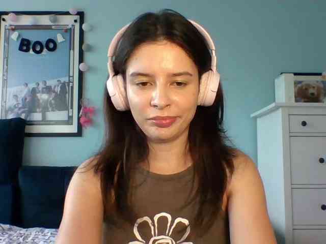 LariceHot webcam