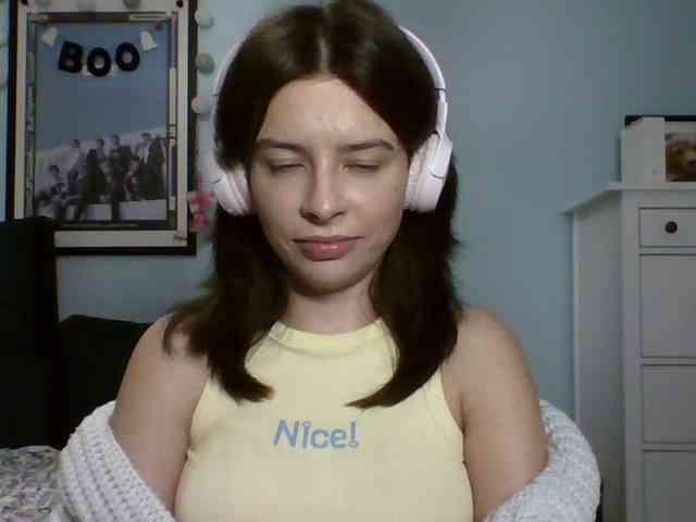 LariceHot webcam