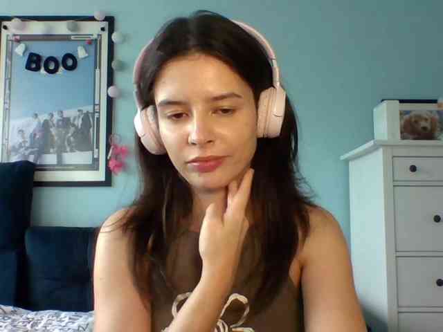 LariceHot webcam