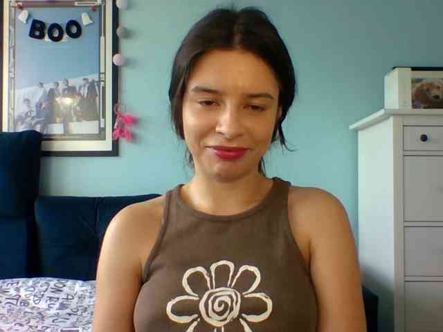 LariceHot webcam