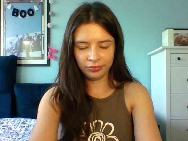 LariceHot webcam