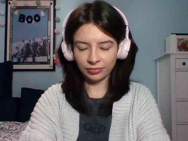 LariceHot webcam