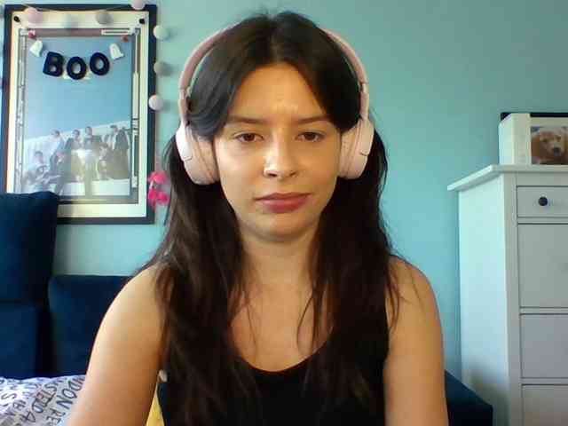 LariceHot webcam