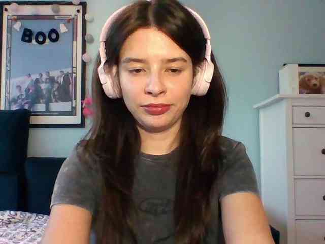 LariceHot webcam