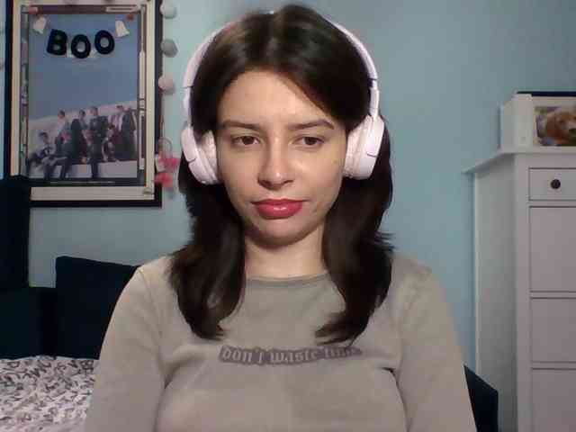 LariceHot webcam