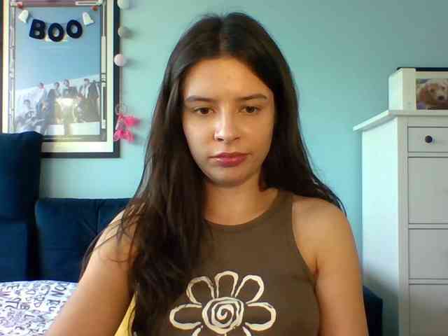 LariceHot webcam