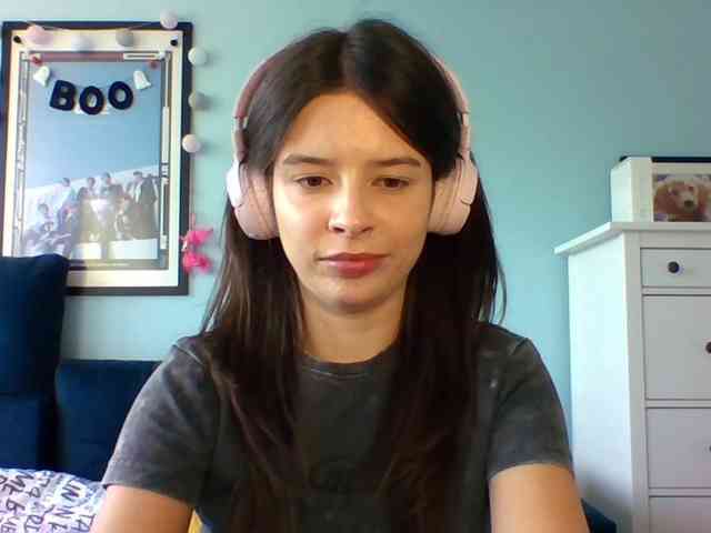 LariceHot webcam