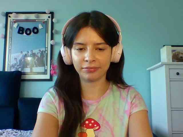 LariceHot webcam