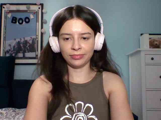 LariceHot webcam
