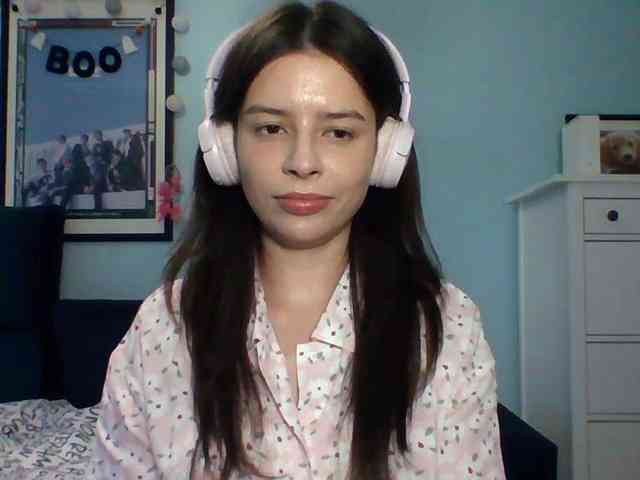 LariceHot webcam