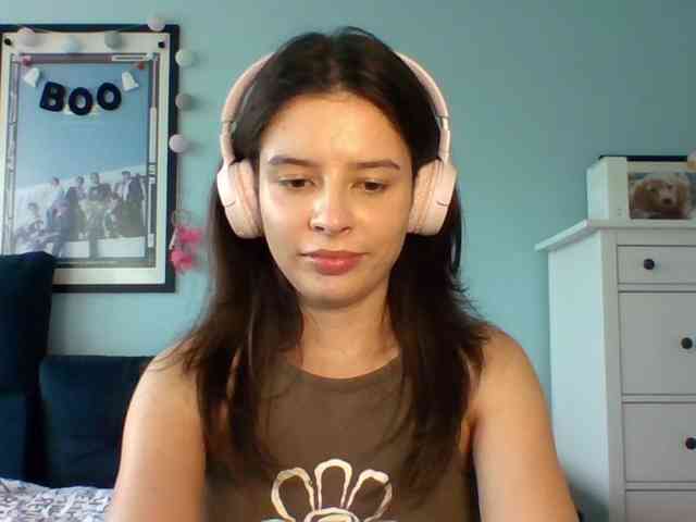 LariceHot webcam