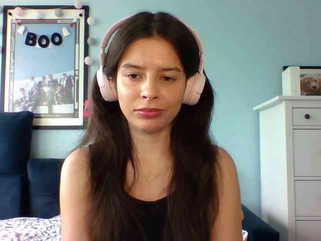 LariceHot webcam