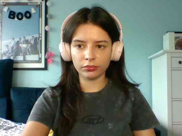 LariceHot webcam
