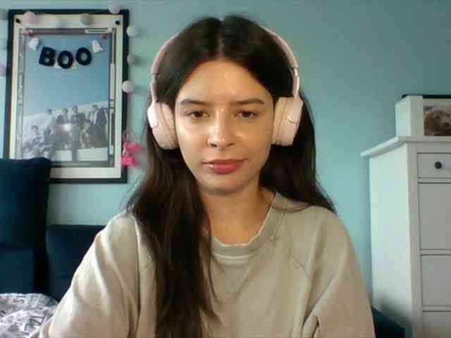 LariceHot webcam