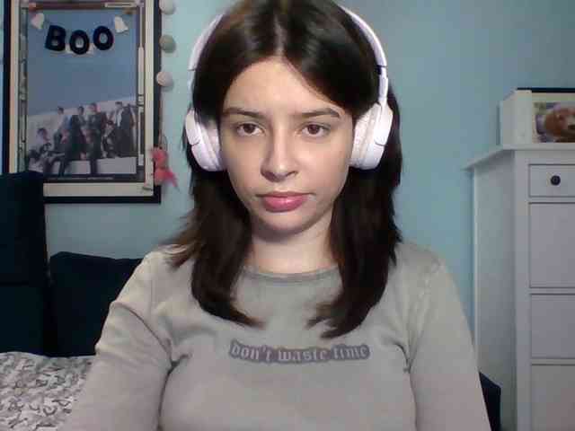 LariceHot webcam