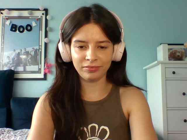 LariceHot webcam