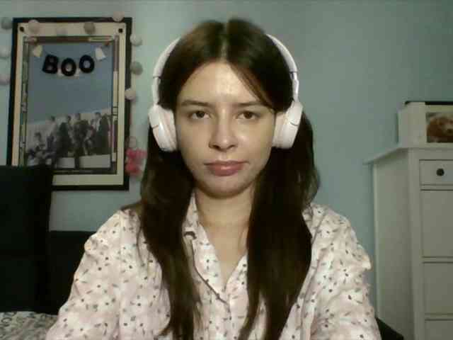 LariceHot webcam