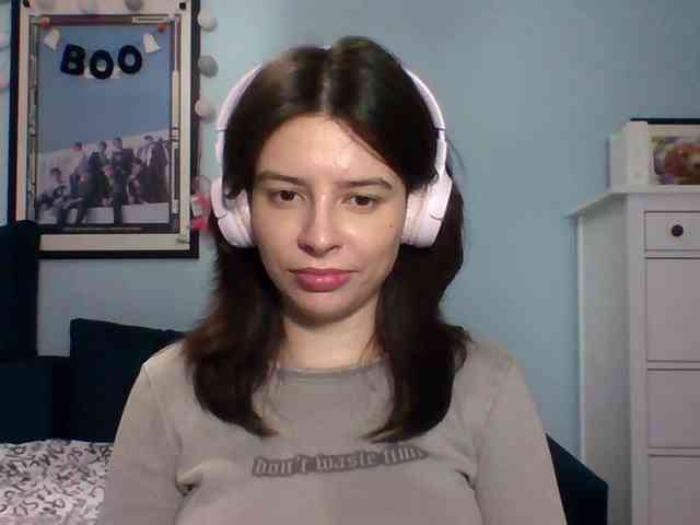 LariceHot webcam