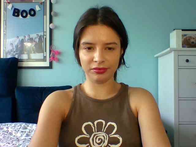 LariceHot webcam