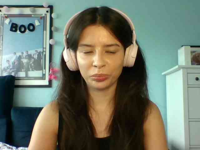LariceHot webcam