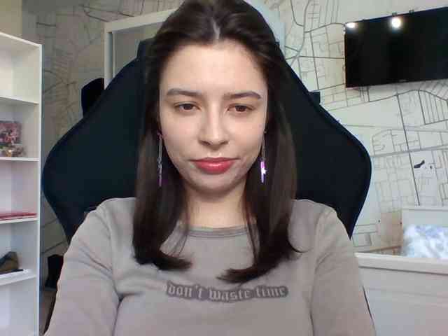 LariceHot webcam