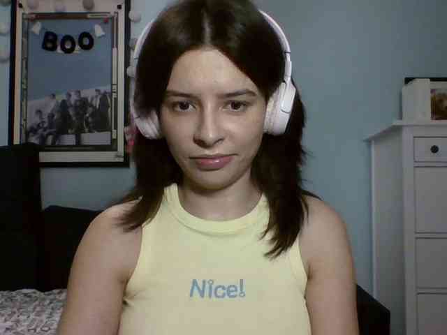 LariceHot webcam