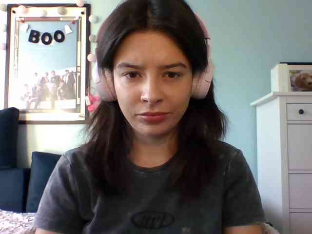 LariceHot webcam