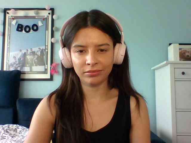 LariceHot webcam