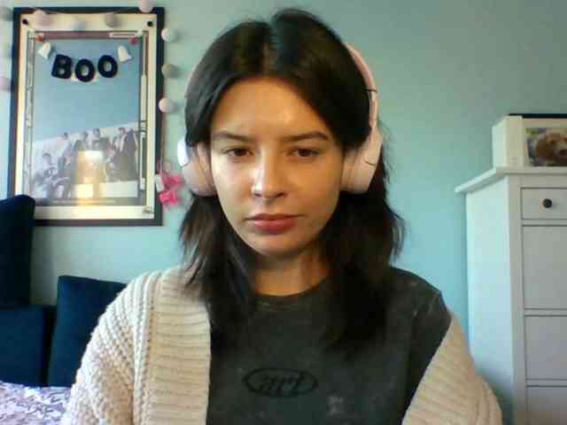 LariceHot webcam