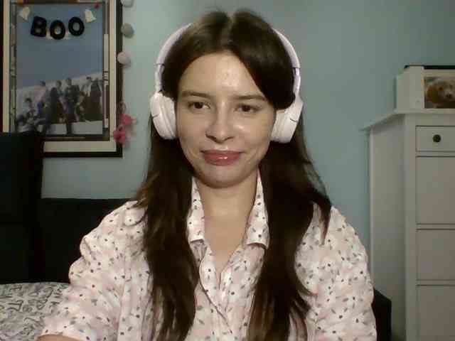 LariceHot webcam