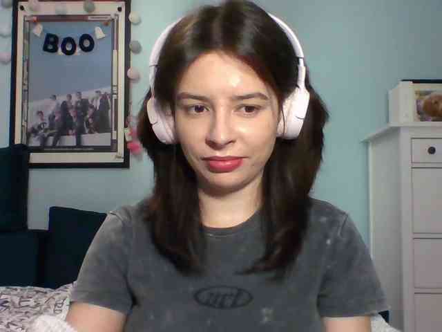 LariceHot webcam