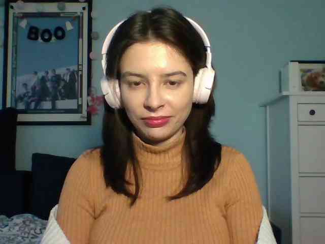 LariceHot webcam