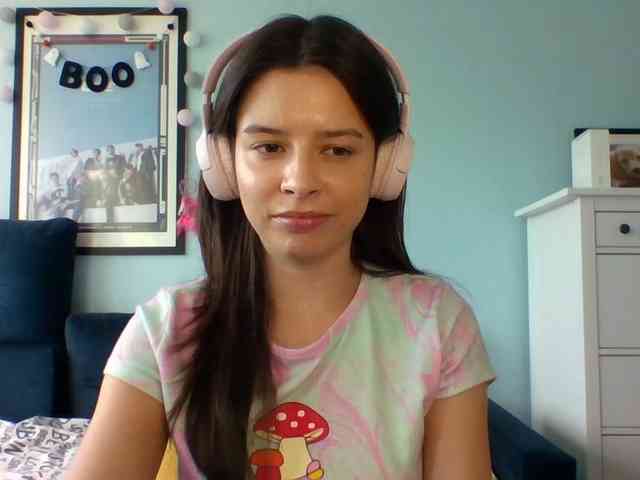 LariceHot webcam