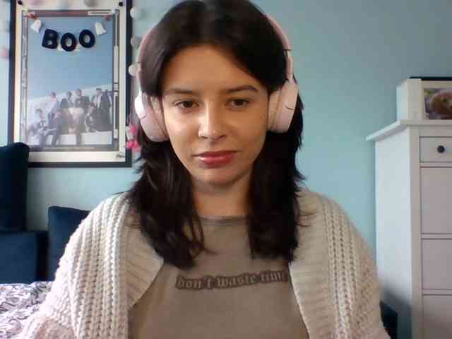 LariceHot webcam