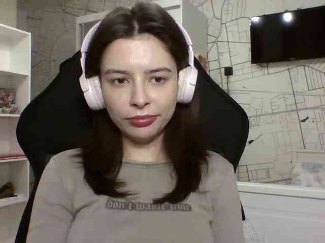 LariceHot webcam