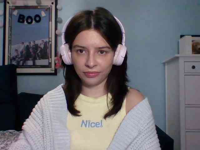 LariceHot webcam