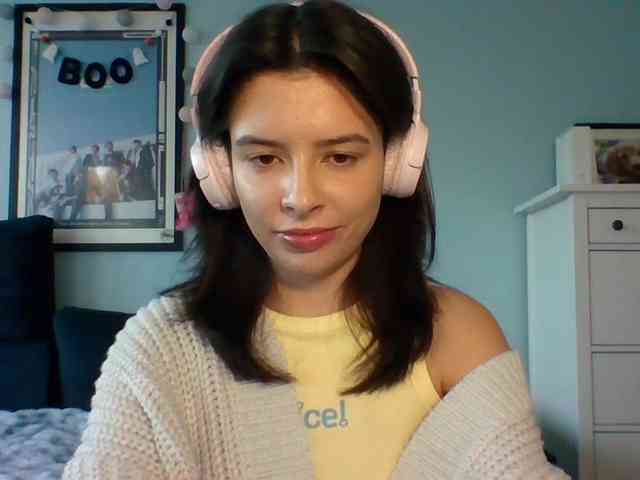 LariceHot webcam