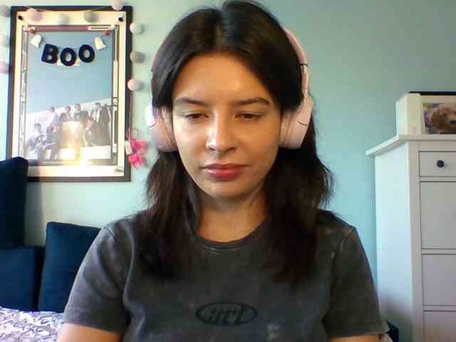 LariceHot webcam