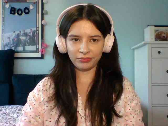 LariceHot webcam