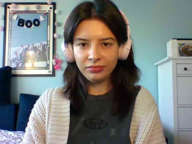 LariceHot webcam