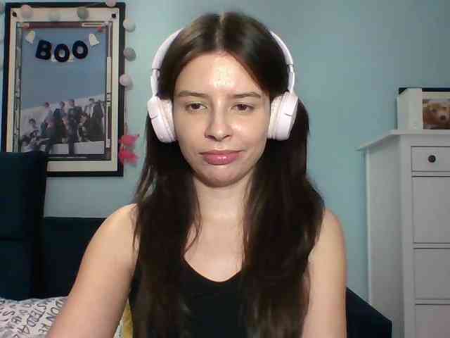 LariceHot webcam